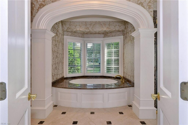 807 Riverside Drive Photos