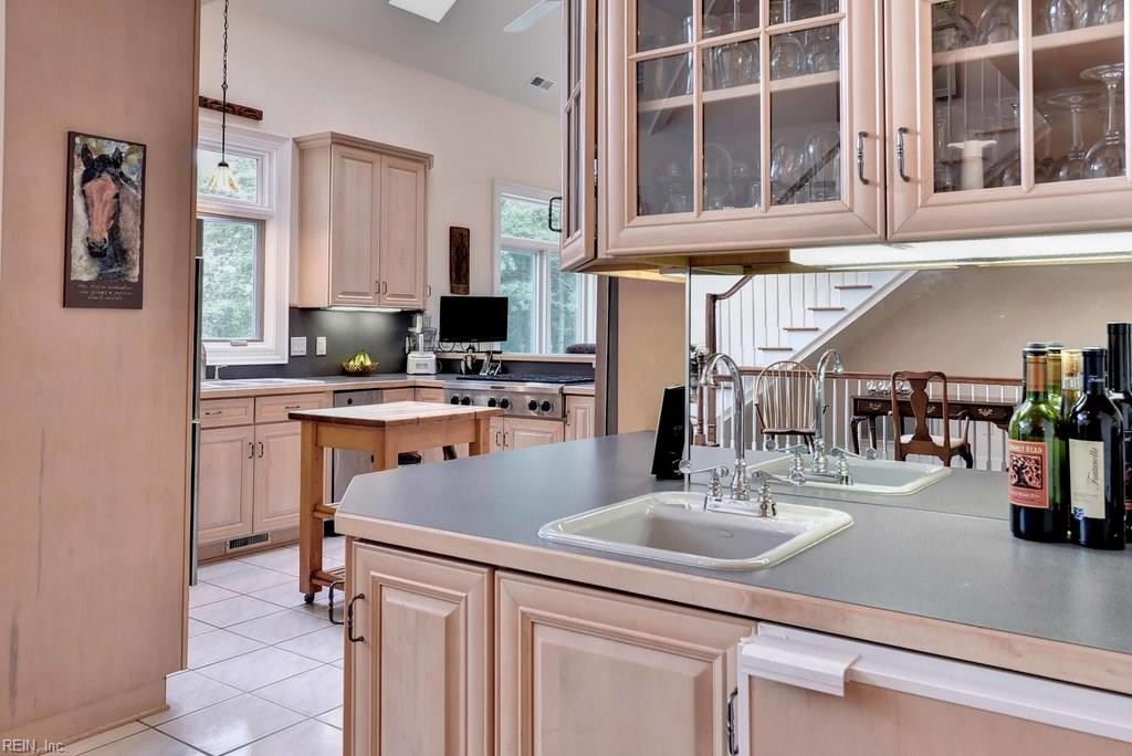 James River Waterfront Smithfield Virginia Photos